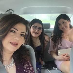 Meet your Posher, Samira